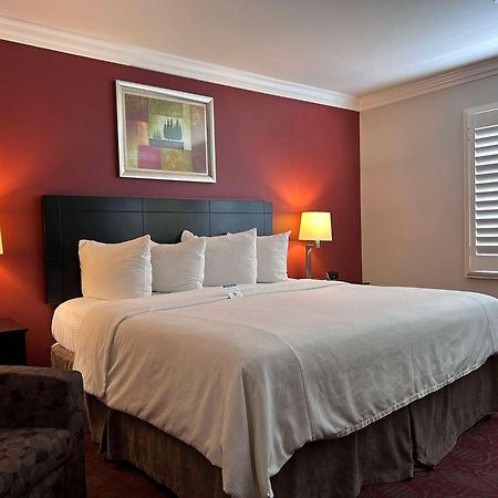 לוס אנג'לס Best Western Burbank Airport Inn מראה חיצוני תמונה