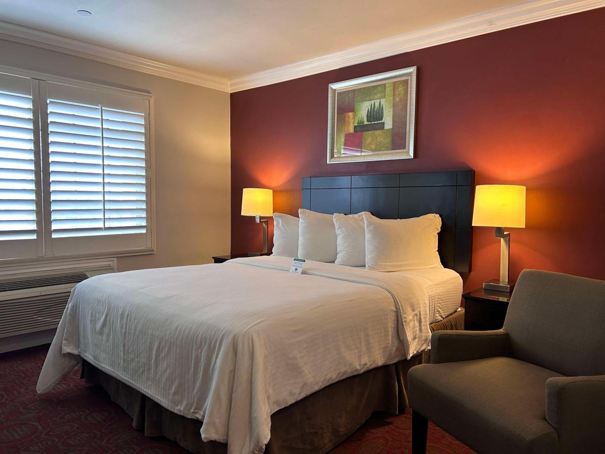 לוס אנג'לס Best Western Burbank Airport Inn מראה חיצוני תמונה