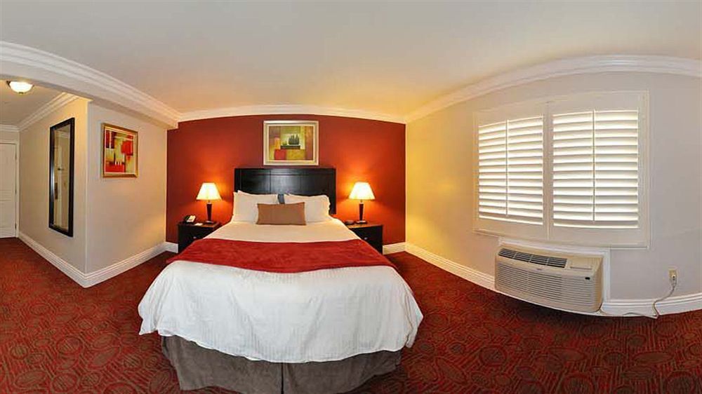 לוס אנג'לס Best Western Burbank Airport Inn מראה חיצוני תמונה